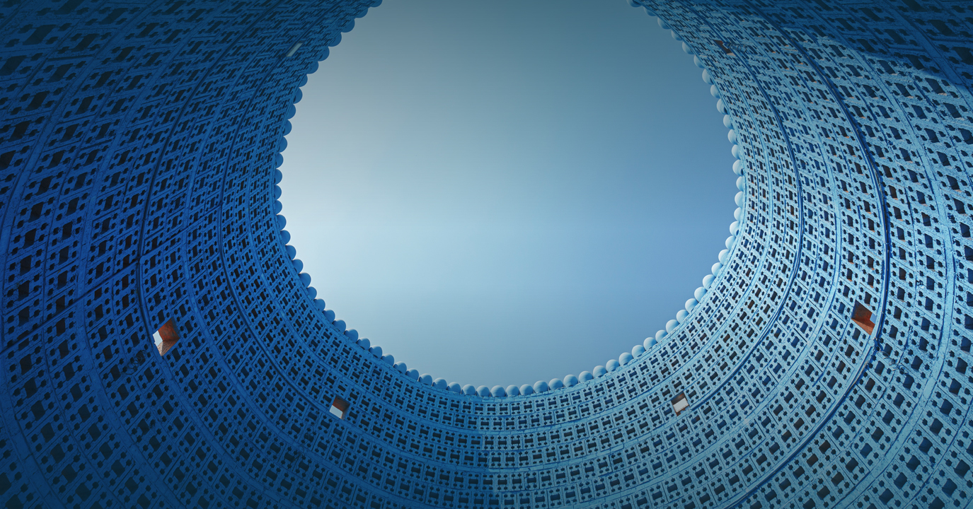 Slider Application Landscape Transformation rundes Bauwerk, Blick in den Himmel